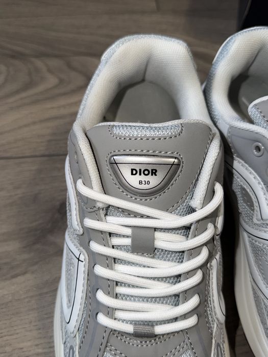 Dior B30