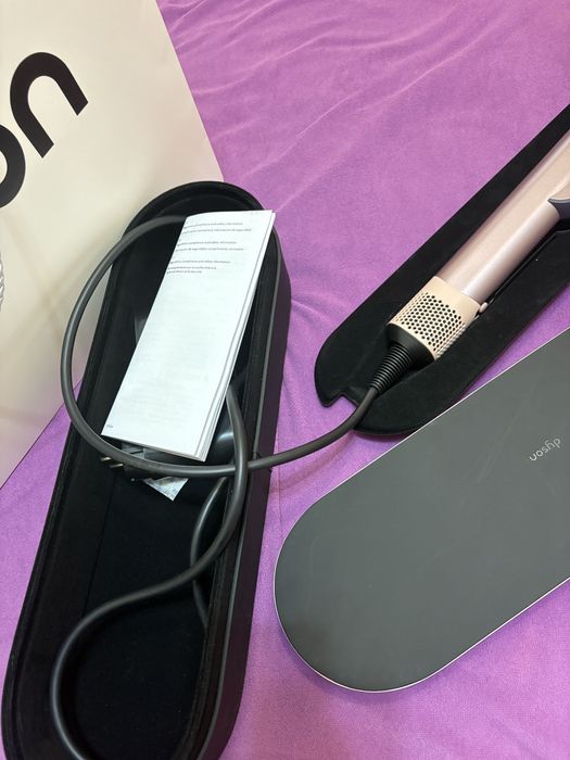 Dyson Airstrait HTO1 утюжок