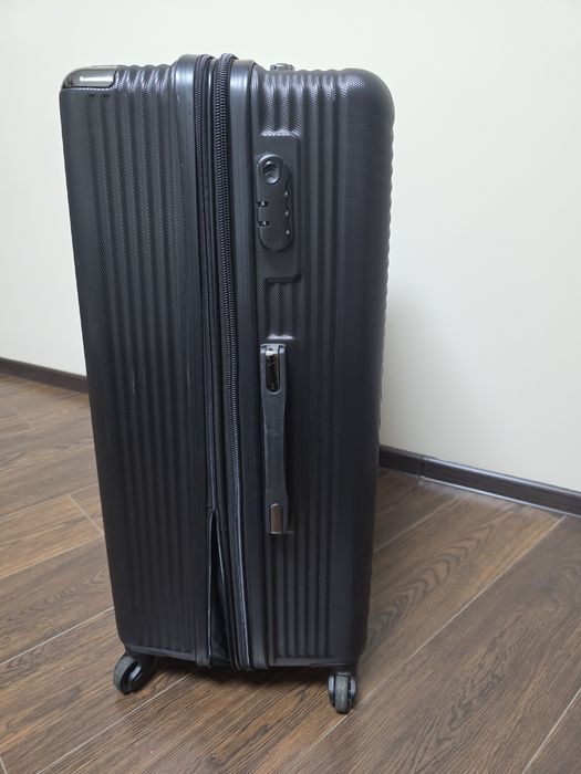 Чемодан большой ХЛ
