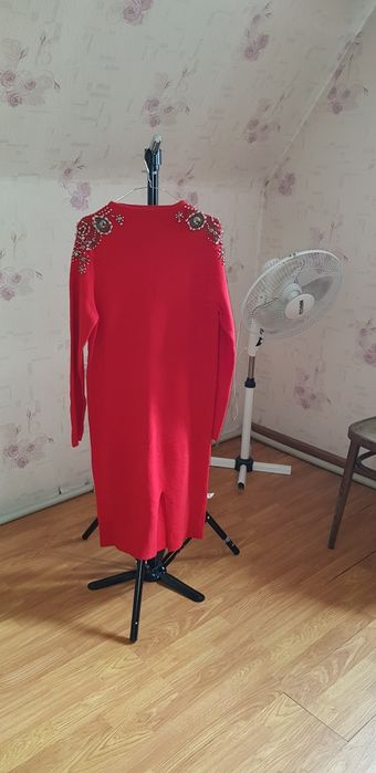 Пуховик зимний новый