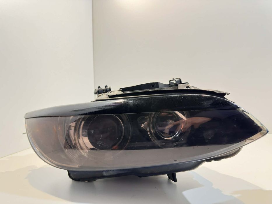 Продаваме ксенон фарове за БМВ Е92/ xenon BMW E92