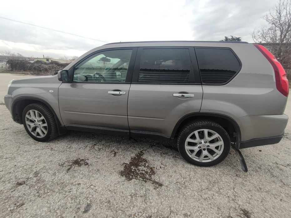 Nissan Xtrail 2.0d на части кожа кейлес го камера