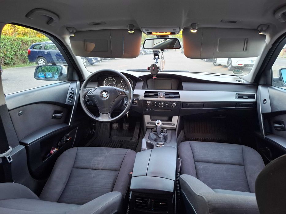 Vand BMW 520D - E61 Anul 2006