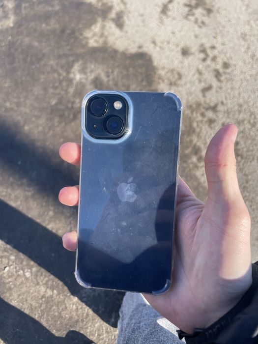 продам айфон 13 128гб