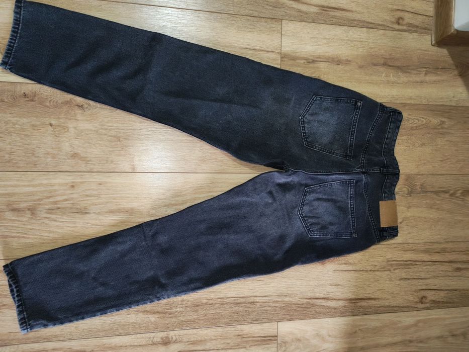 Blugi mom fit mărimea 36
