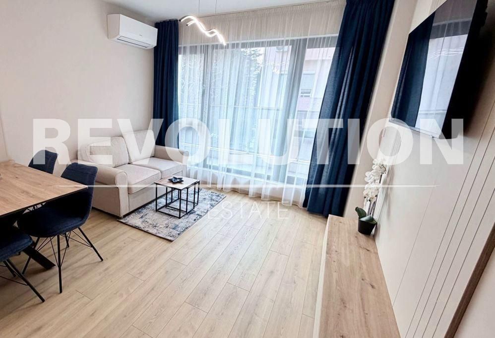 Дава се под наем Двустаен апартамент в Варна, ВИНС - 55 кв.м за 747.66 € - Снимка #2