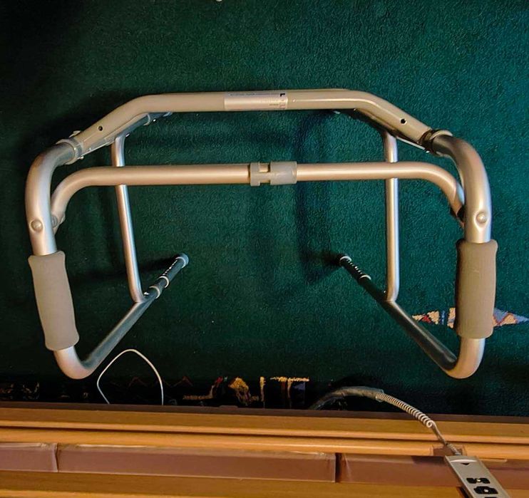 Електрическо болнично легло BURMEIER, дюшек, матрак, инвалидни колички