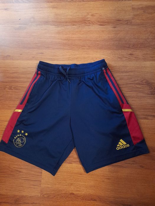 Adidas AJAX къси панталонки S размер.