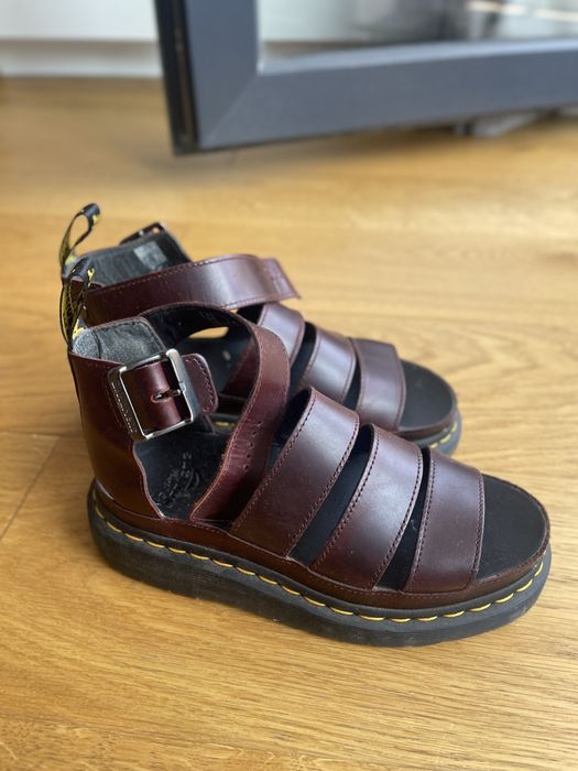Dr Martens Sandale