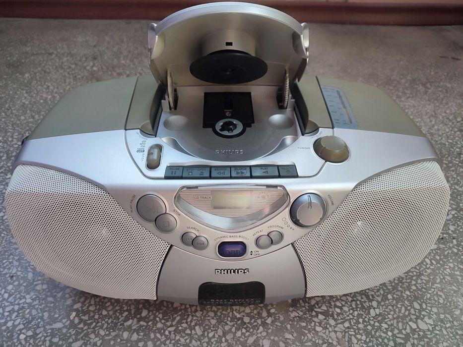 Касетофон Philips Az1008