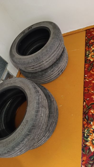 Продаем шина  235/60/18