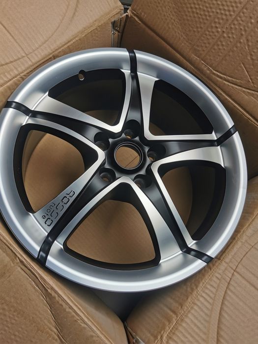 Vand jante de aliaj pentru Audi pe 17 marca rosso- ruote