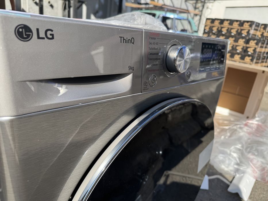 Стиральная машина LG 9кг F2V7FS2P AI DD Inverter Steam TurboWash Wi-Fi