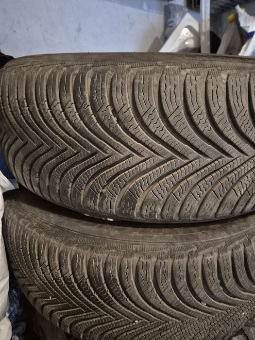Употребявани зимни гуми Michelin и летни Continental 205/55/R16