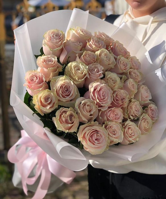 Тюльпаны голландские розы пионы