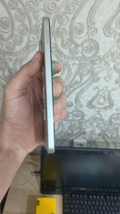 Смартфон Poco C71