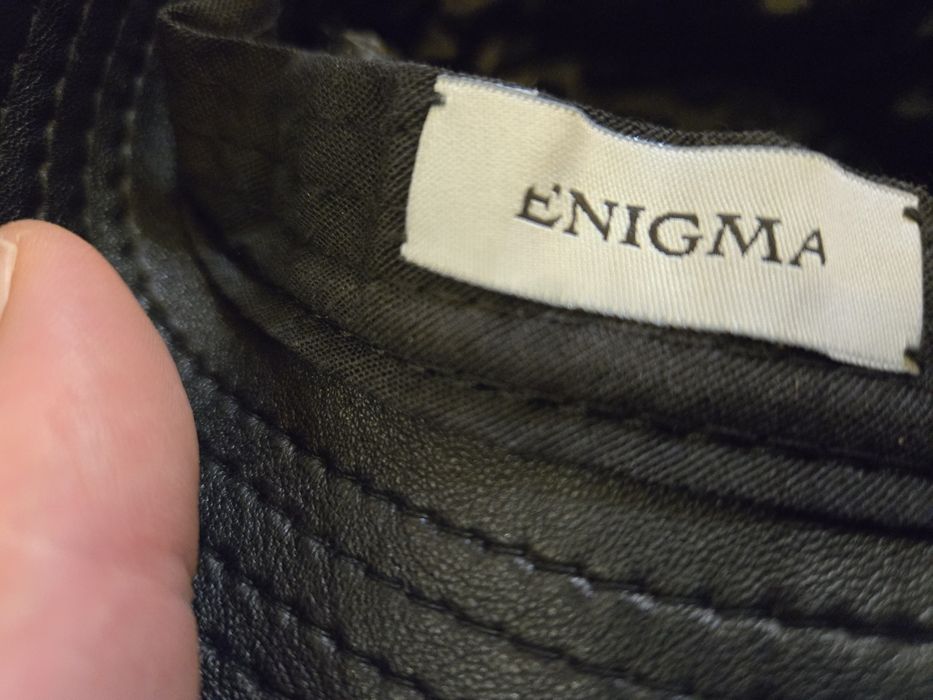 Кожена шапка Еnigma