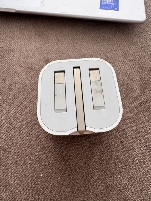 Alimentator iPhone Apple UK
