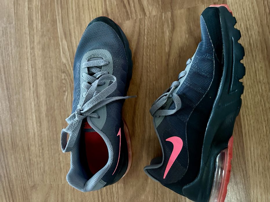 Маратонки Nike