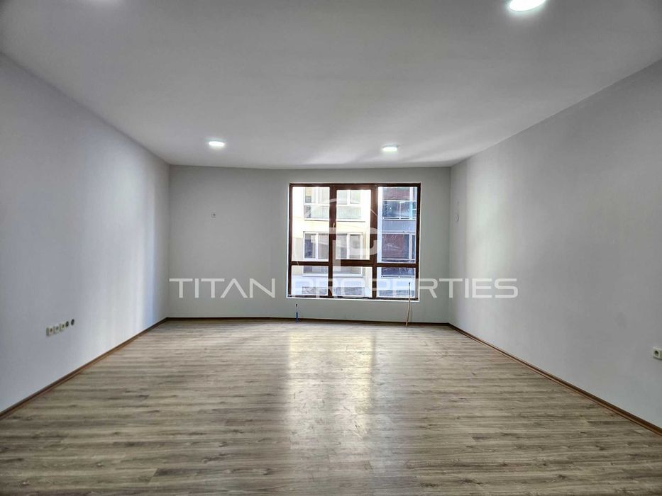 Продава се Офис в Пловдив, Гагарин - 74 кв.м за 827 €/кв.м - Снимка #1