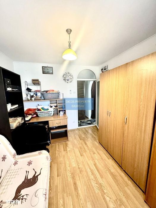 Apartament 3 camere de vânzare – Șos. București