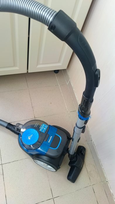 Пылесос Philips 1900w