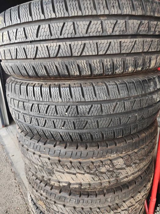 4бр.зимни гуми 225/75/16C Sava