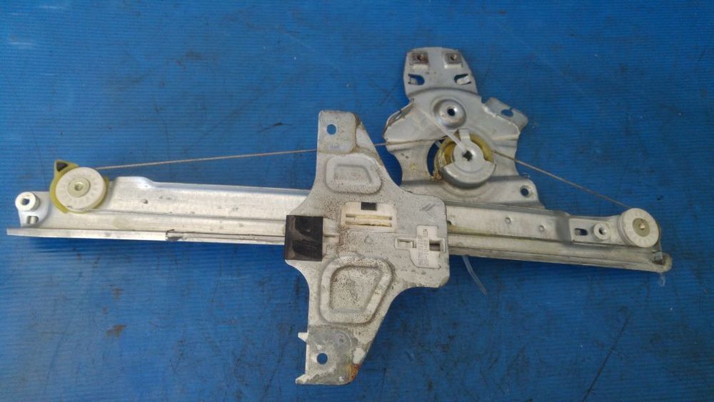 macara usa dreapta spate citroen c5 3 break dupa 2008 9670313180