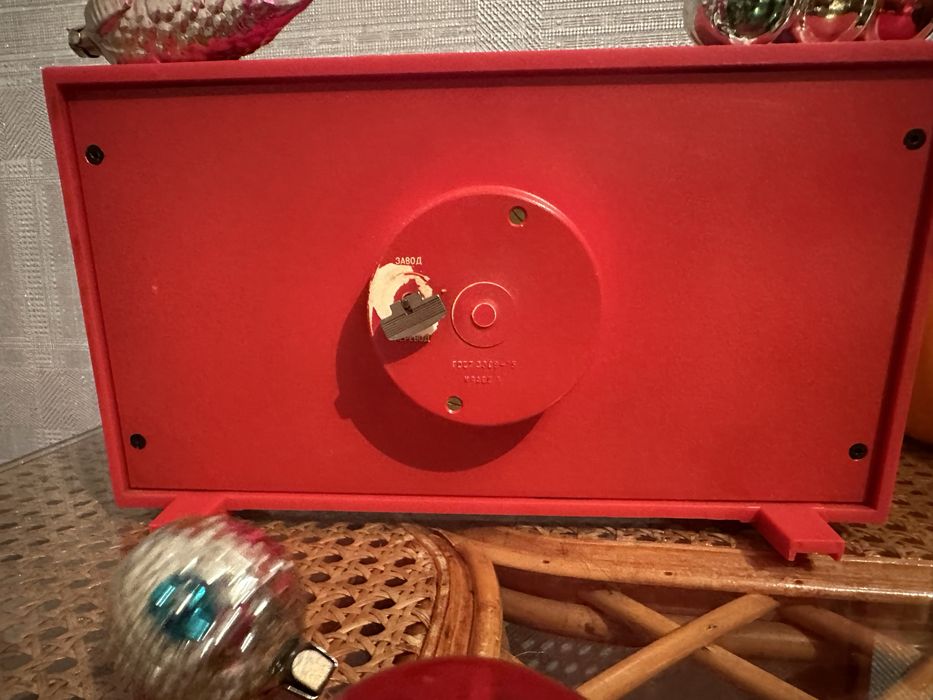 Часы  антиквариат!!