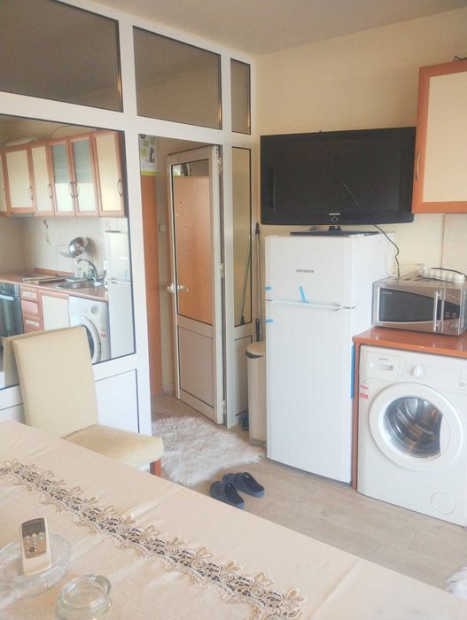 Дава се под наем Едностаен апартамент в Банкя - 32 кв.м за 400 € - Снимка #2