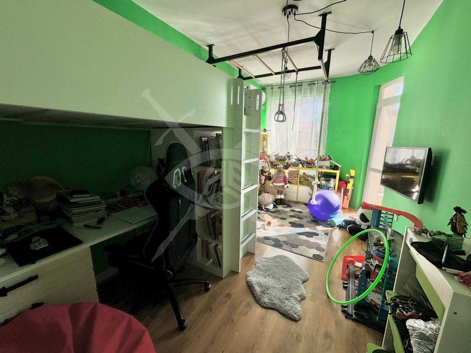 Тристаен - Несебър