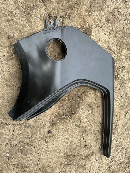 Aripă dreapta spate vw golf 6