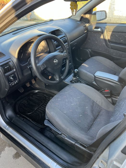 Opel astra caravan 1.6 16w
