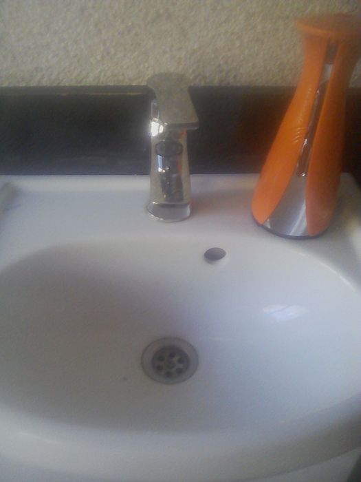 Дозатор для жидкого мыла