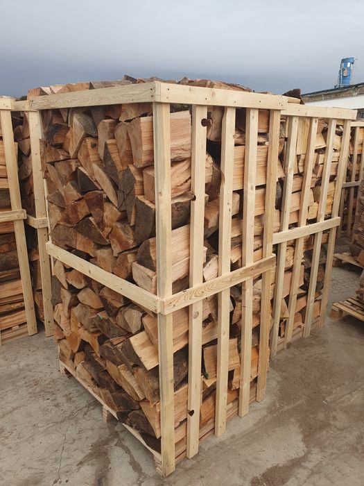 Lemn de foc de fag livrat la domiciliu