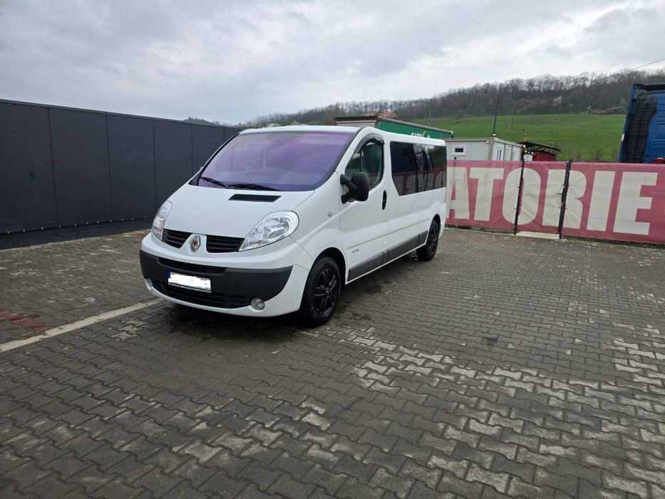 RENAULT Trafic 2013 — imagine 3