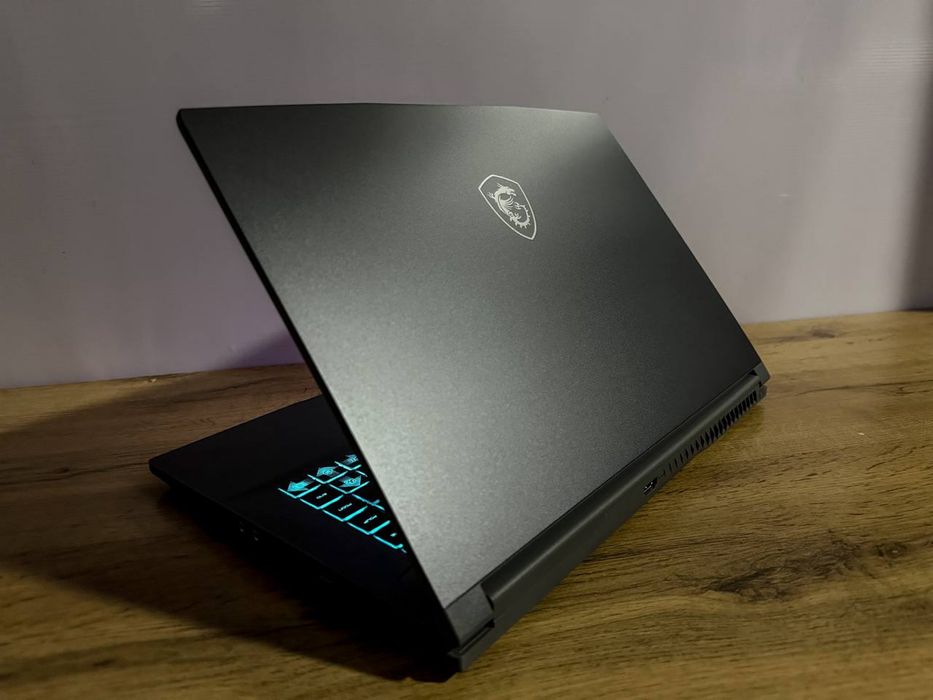 DDR5 MSI I5 13-Avloddan kuchli RTX videokartali igrovoy noutbook