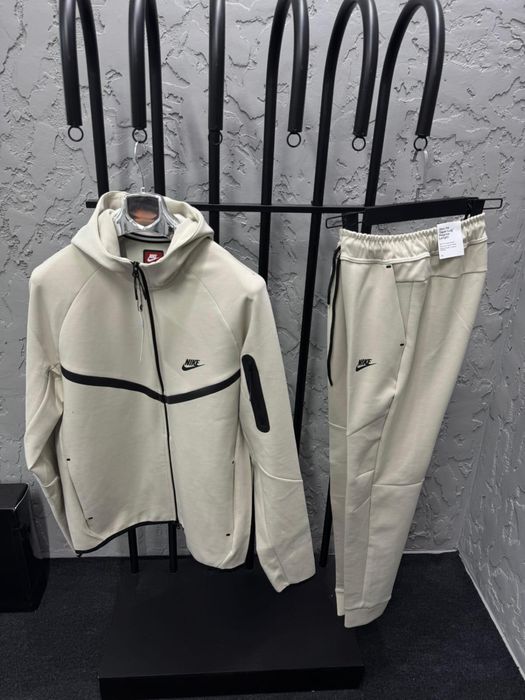 Nike комплект от две части