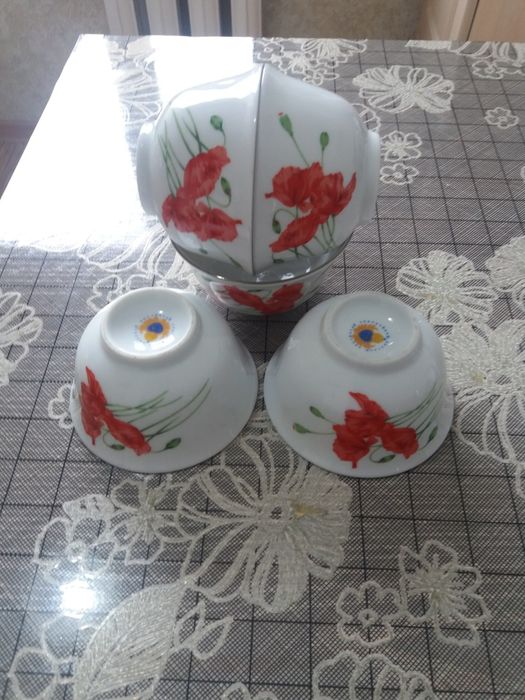 Продаю посуду.Недорого.