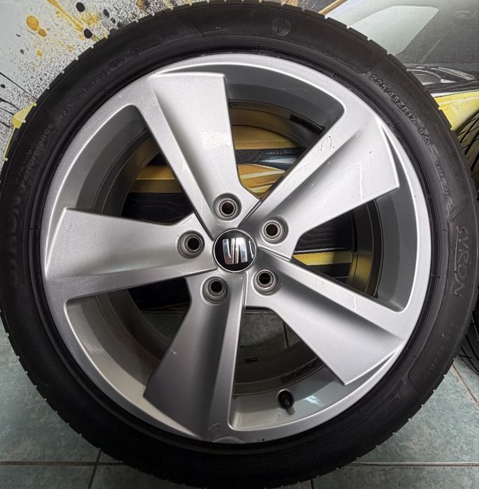 Roti Jante SEAT Leon SKODA Octavia R17 225/45/17