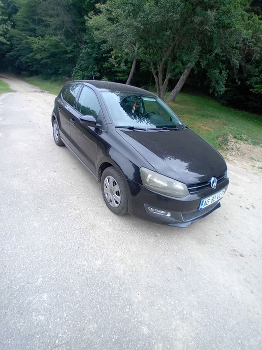 VOLKSWAGEN Polo 2011 — imagine 3