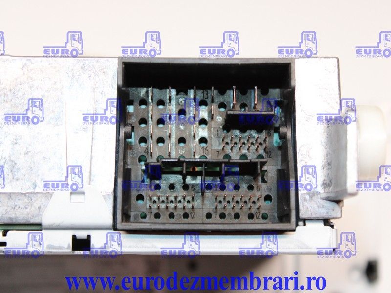 element bord unitate multimedia aus scania super 2906950, 2819280