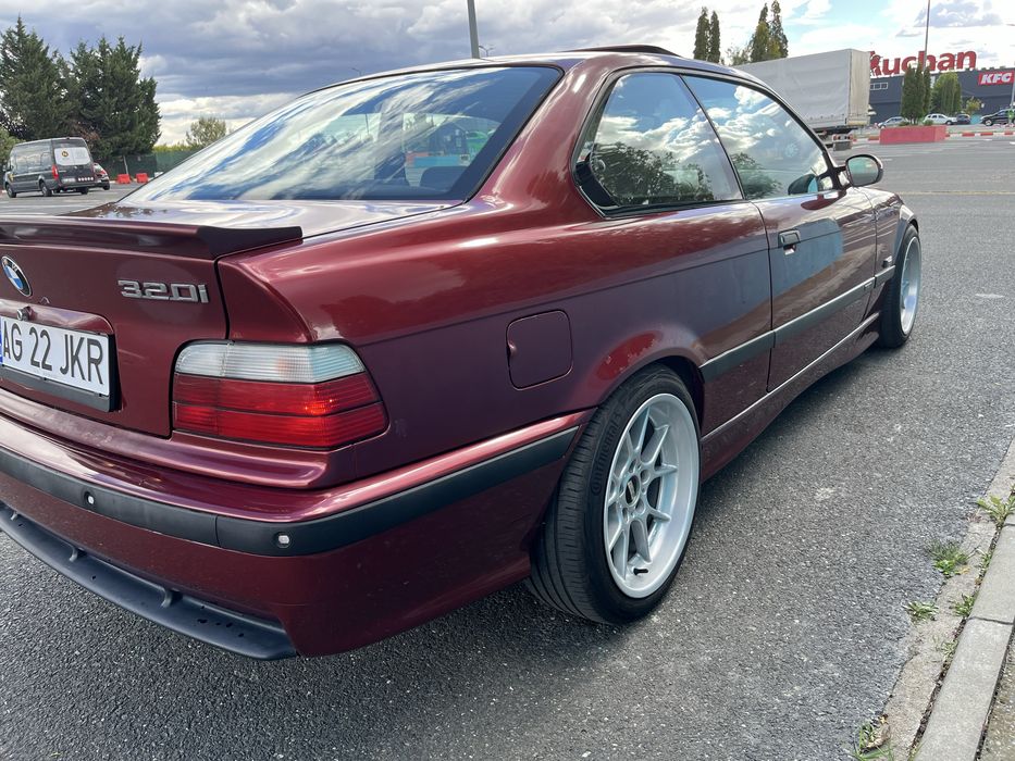 Bmw e36 coupe 2.0 benzina