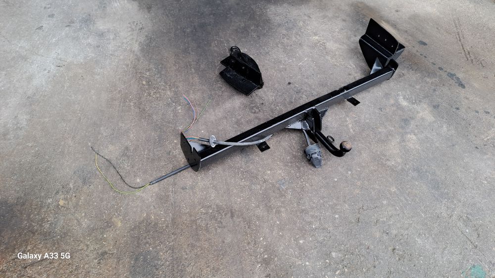 Теглич за Mazda MPV /Мазда МПВ