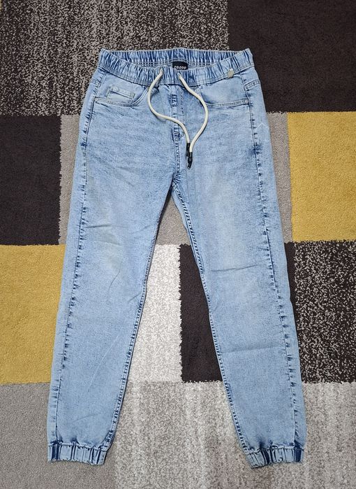 Blugi Jogger  Cropp