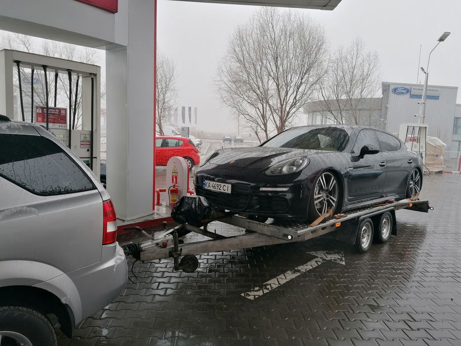 Tractări auto  -asistență rutieră 24/24