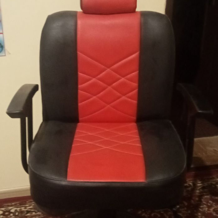 Salon uchun kreslo hali yangi