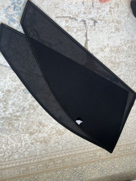 Продается шторки для камри 35