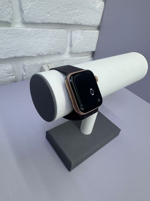 Apple Watch SE Alum 40mm MA366589