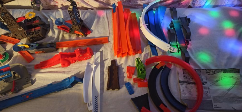 Писти Hot Wheels